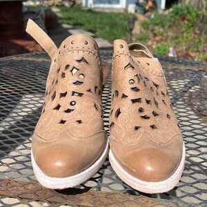 Naughty Monkey Ms Kali Bootie size 9.5